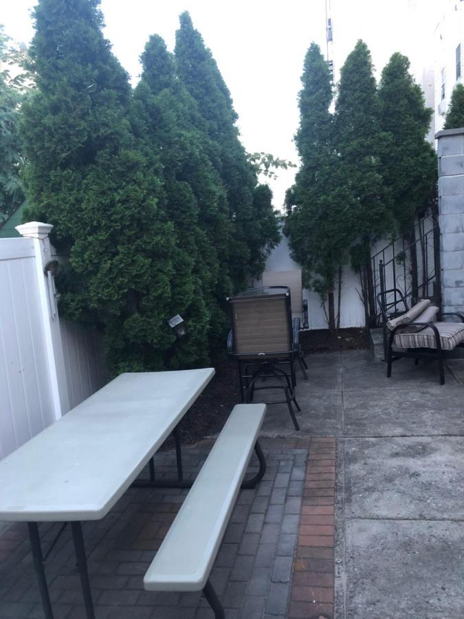 Brooklyn'S Finest - Cozy 2 Bedroom New York Exterior photo